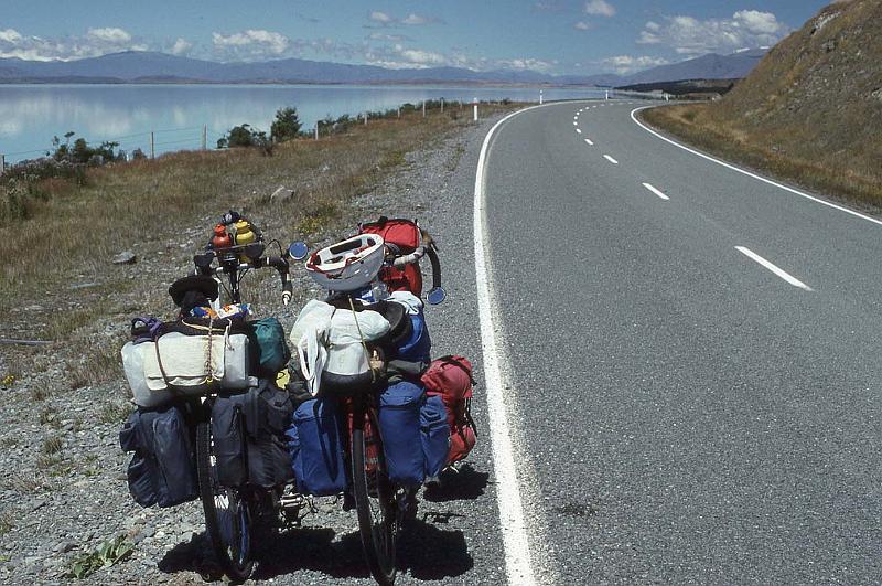 WT 0200 052-22 New Zealand.jpg